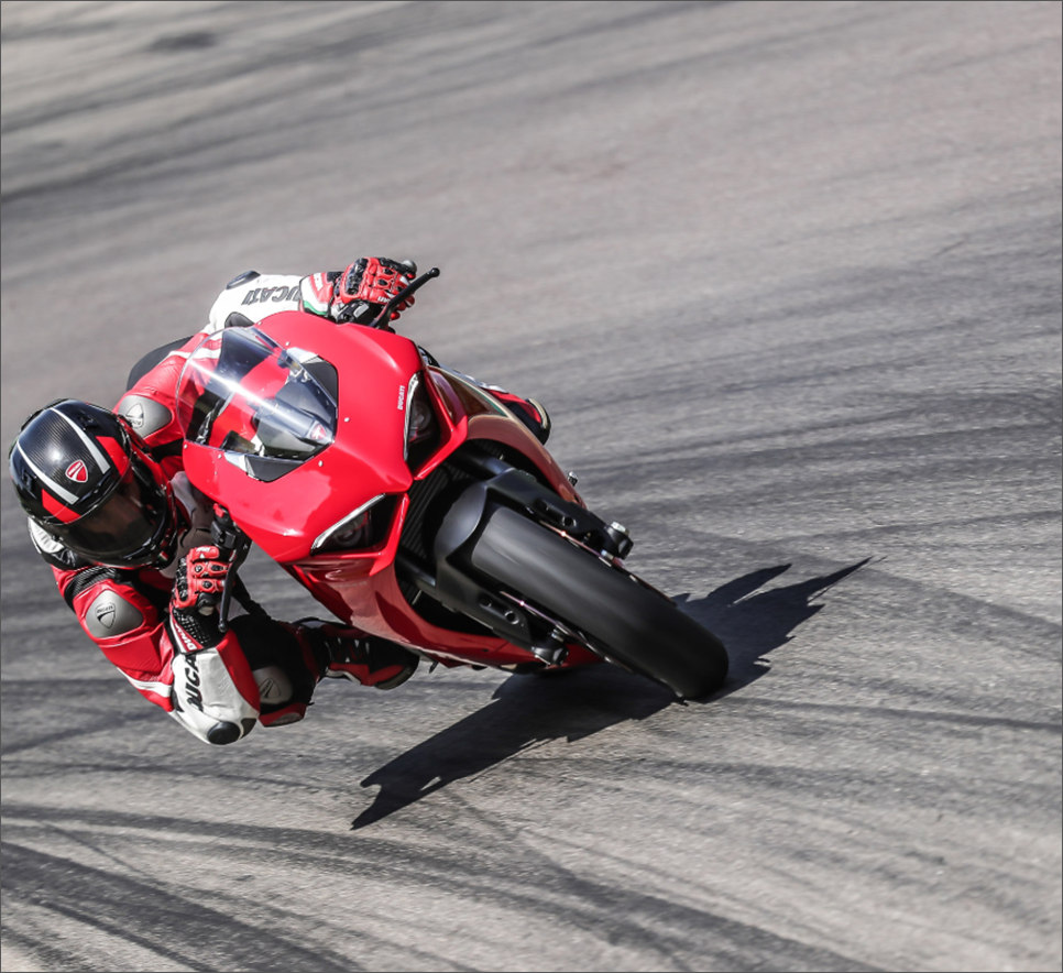 Panigale V2